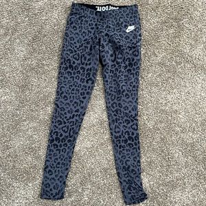 Nike leggings